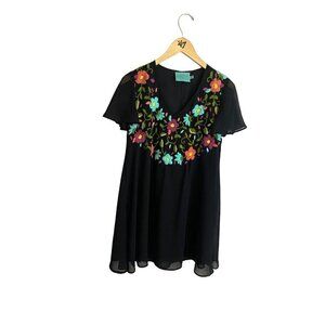 Judith March Women's Black Embroidered Short Sleeve Mini Dress - Small